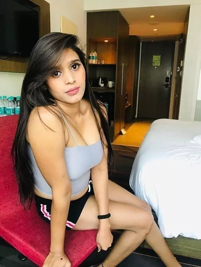 कॉल गर्ल्स सर्विस  राजा महेंद्रवरम (राजमुंदरी)